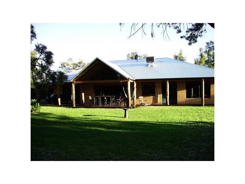 140 OLD DAIRY COURT, Oakford WA 6121