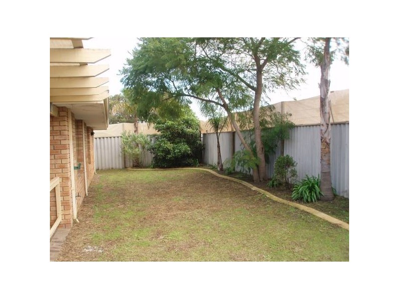 17 Carnation Place, Yangebup WA 6164