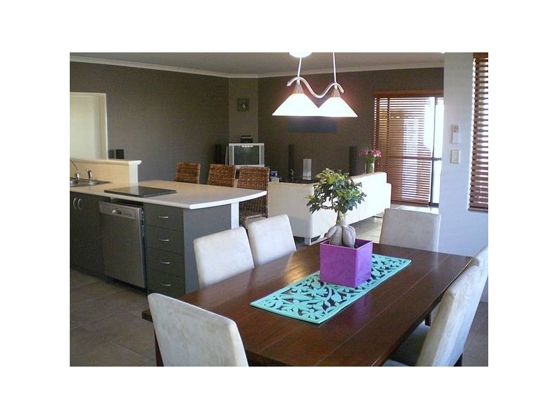 13 Friarbird Terrace, Beeliar WA 6164