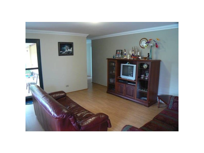 31A Ellesmere Circuit, Success WA 6164