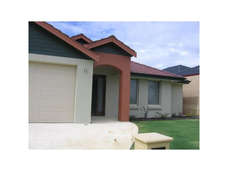 12 Berry Way, Bertram WA 6167
