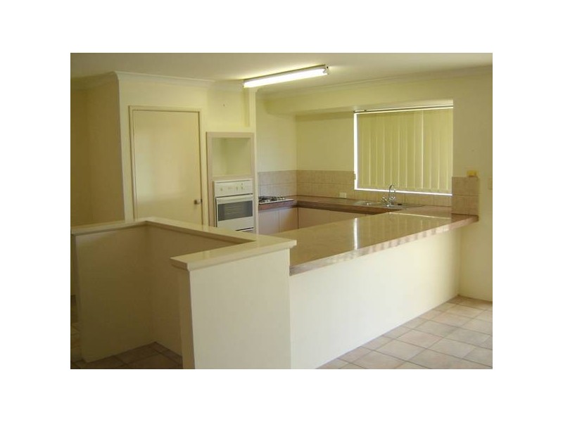 10 Catalpa Crescent, South Lake WA 6164