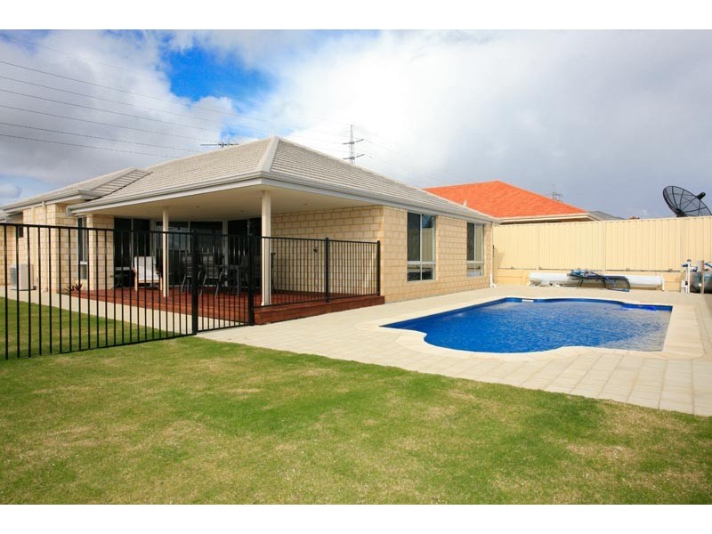 60 Birchley Road, Beeliar WA 6164