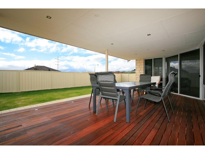 60 Birchley Road, Beeliar WA 6164