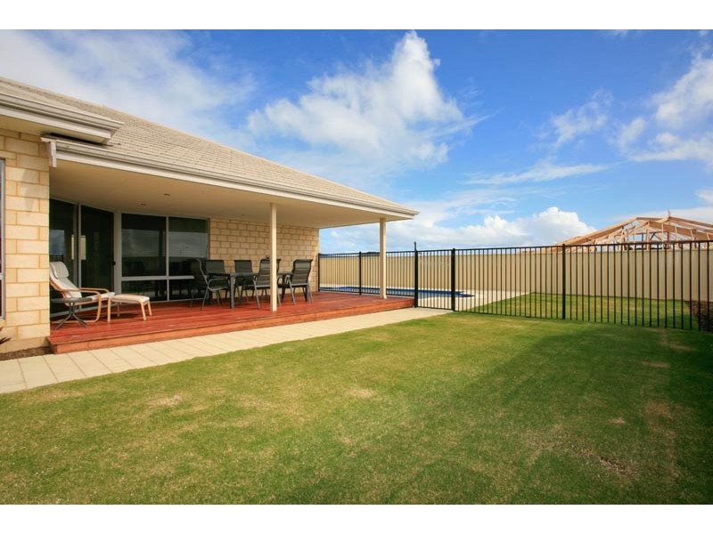 60 Birchley Road, Beeliar WA 6164