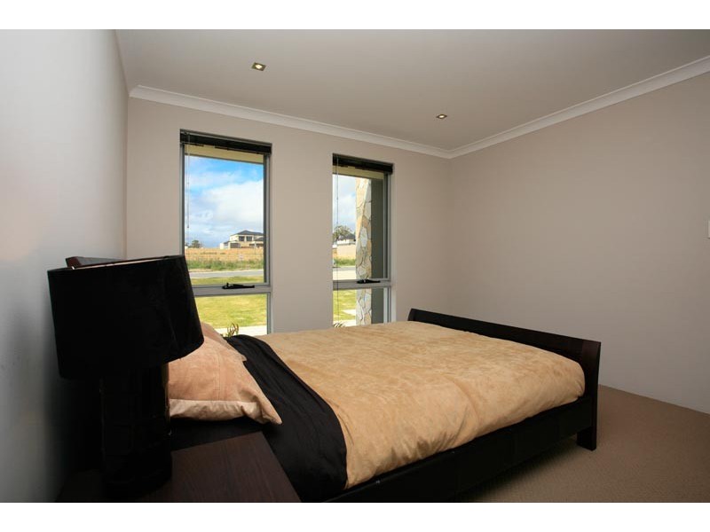 60 Birchley Road, Beeliar WA 6164