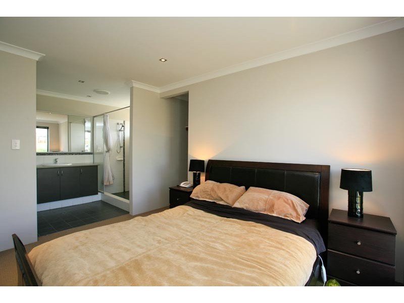 60 Birchley Road, Beeliar WA 6164