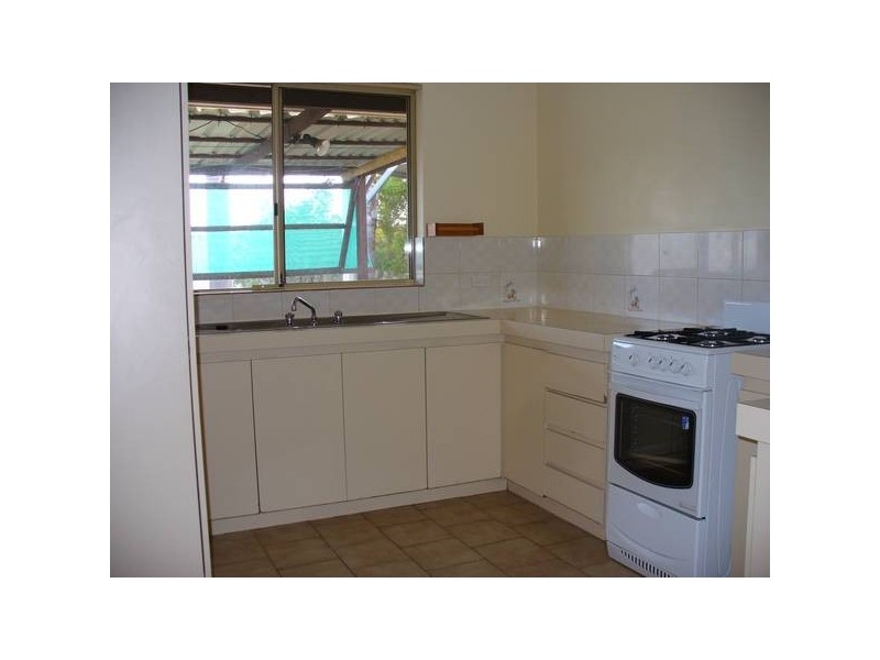 5B Medlar Grove, South Lake WA 6164