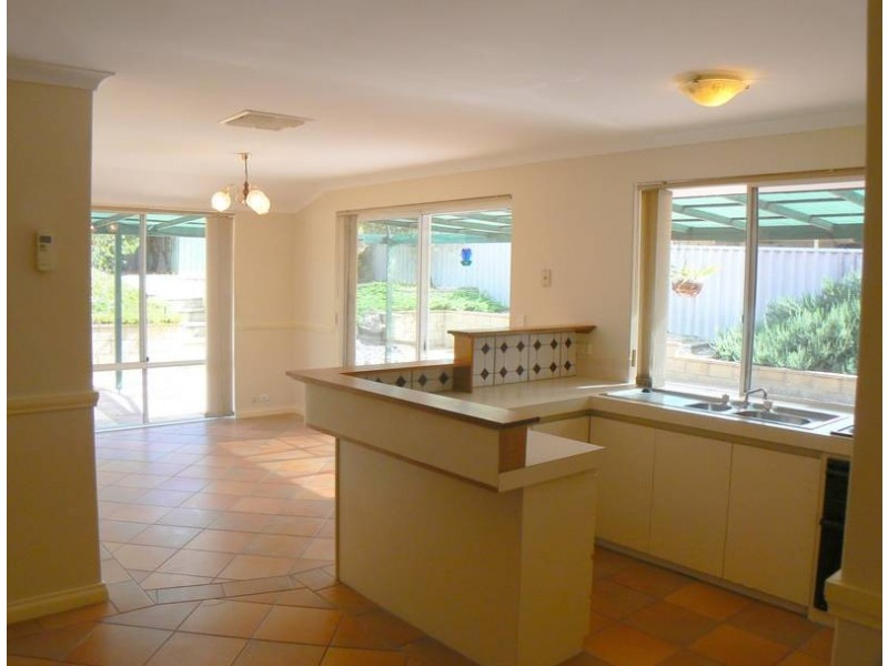28 Conigrave Road, Yangebup WA 6164