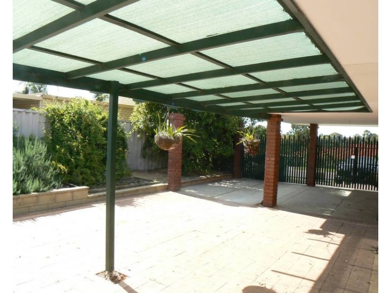 28 Conigrave Road, Yangebup WA 6164