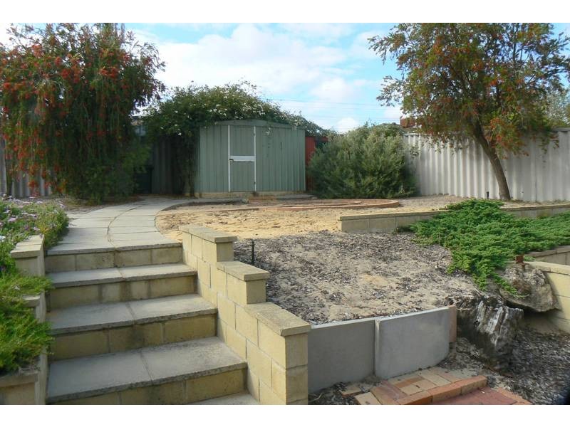 28 Conigrave Road, Yangebup WA 6164