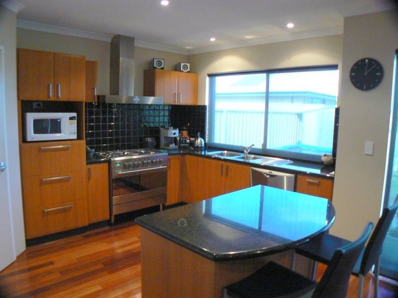 17 Catspaw Avenue, Beeliar WA 6164