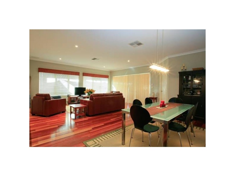 9 Cotter Loop, Success WA 6164