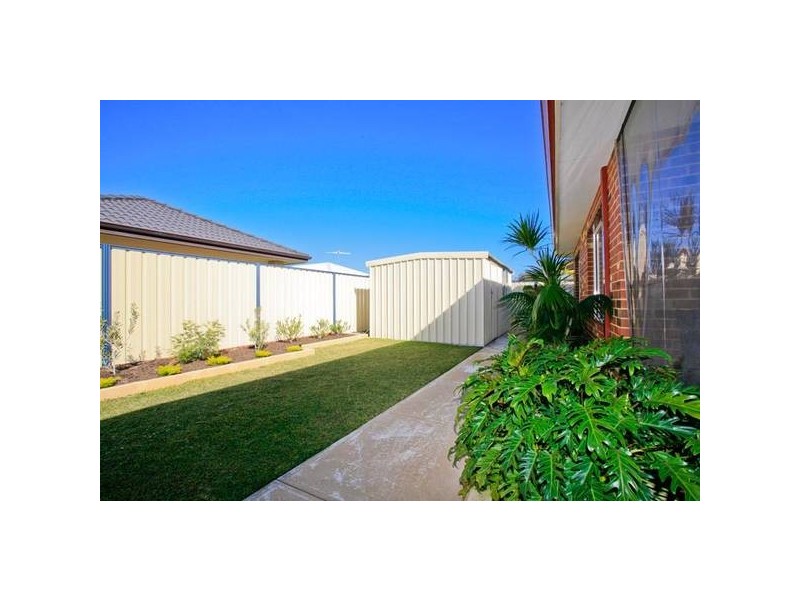 9 Cotter Loop, Success WA 6164