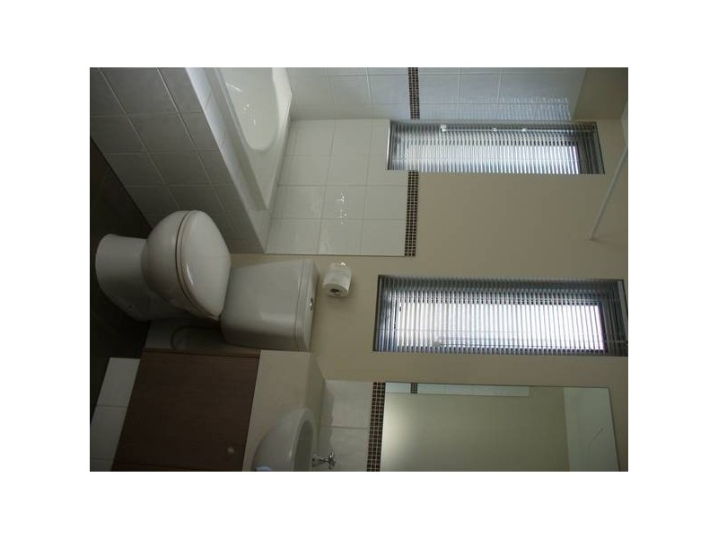 2/9 Ibera Way, Success WA 6164