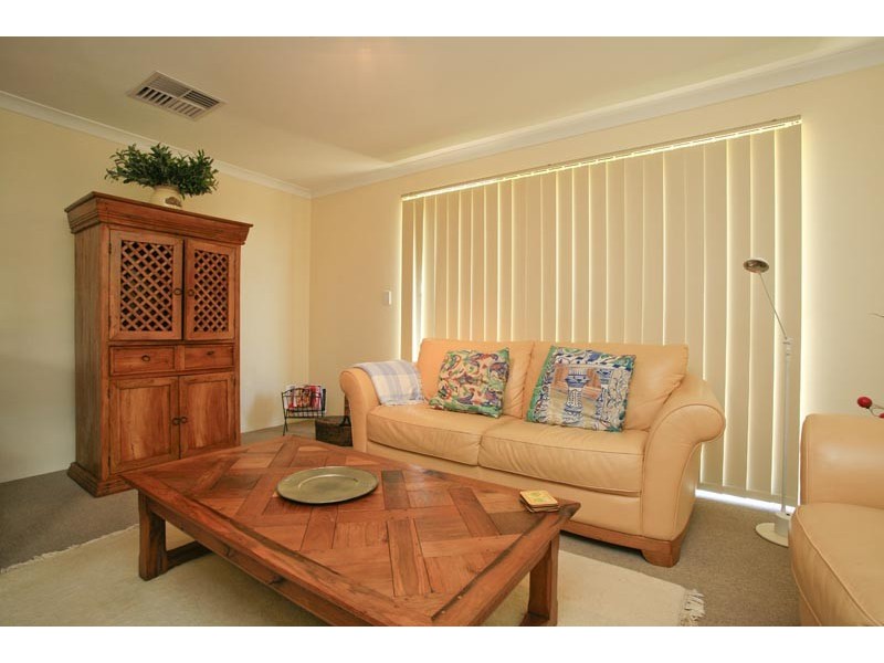 218 Tapper Road, Atwell WA 6164