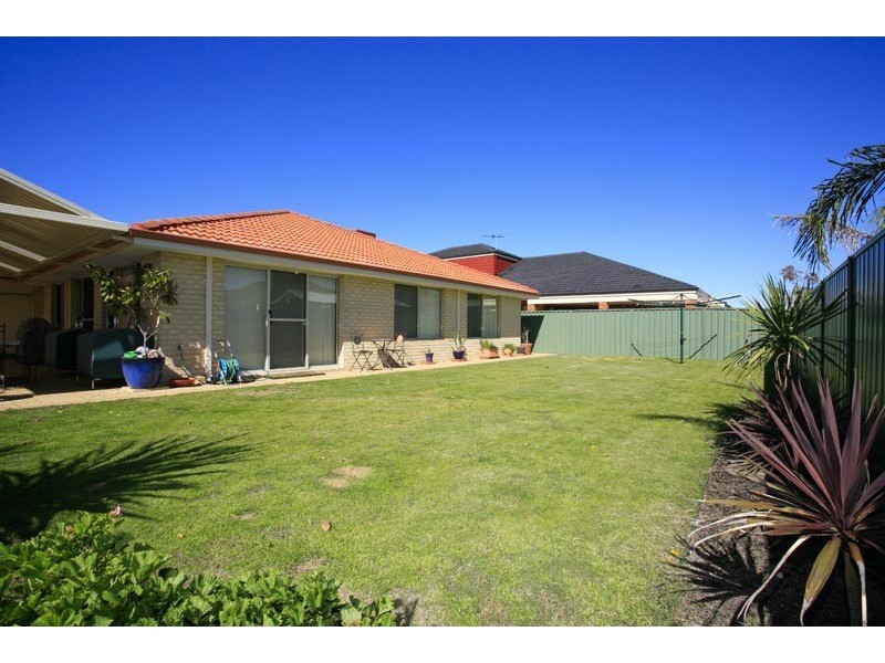 218 Tapper Road, Atwell WA 6164