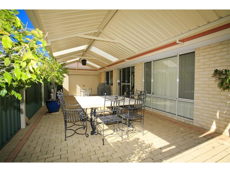 218 Tapper Road, Atwell WA 6164