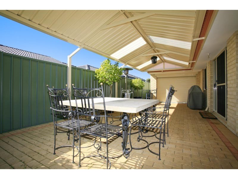 218 Tapper Road, Atwell WA 6164