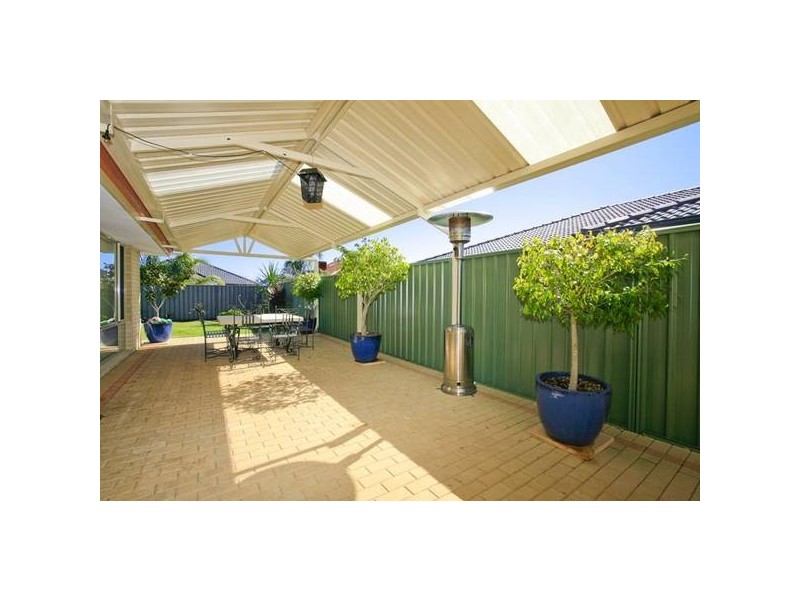 218 Tapper Road, Atwell WA 6164