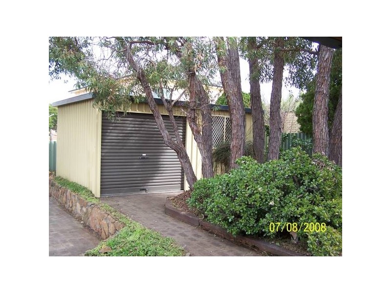 14 Bondini Way, Bibra Lake WA 6163