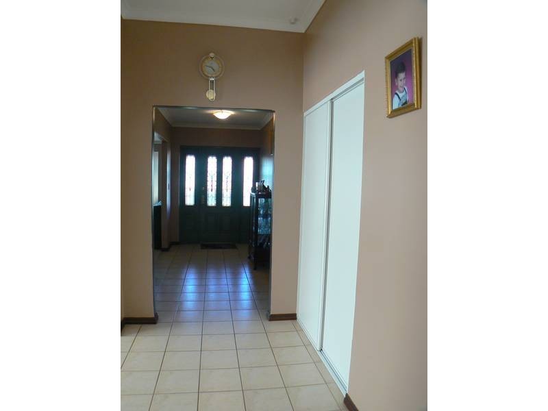 14 Yangebup Road, Yangebup WA 6164