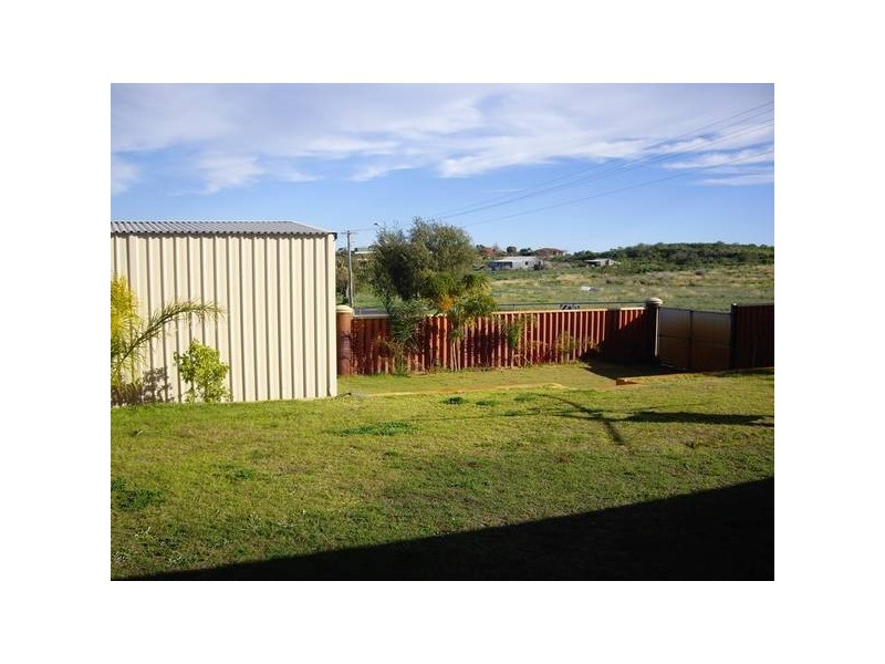 14 Yangebup Road, Yangebup WA 6164
