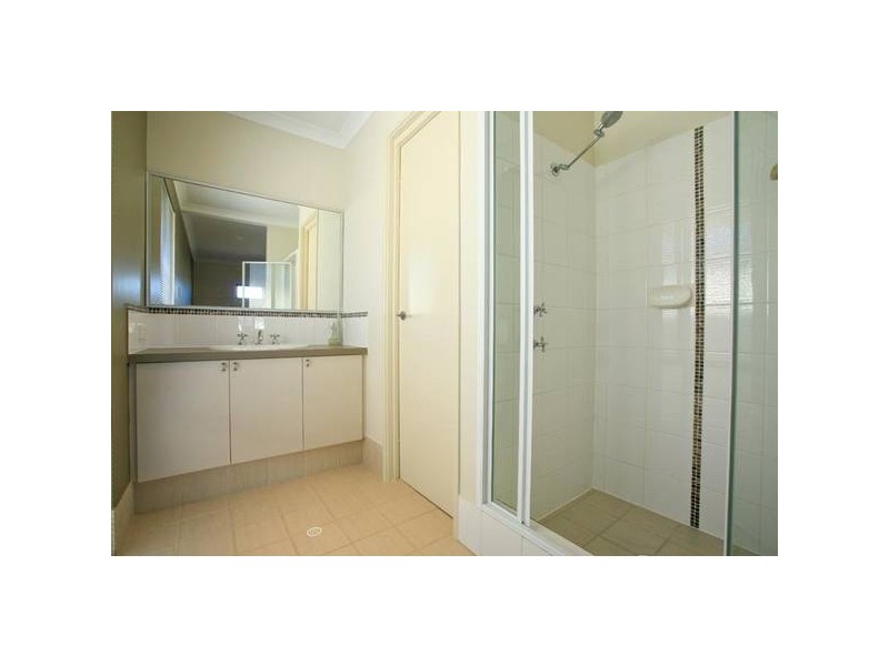 5 Mosman Loop, Success WA 6164
