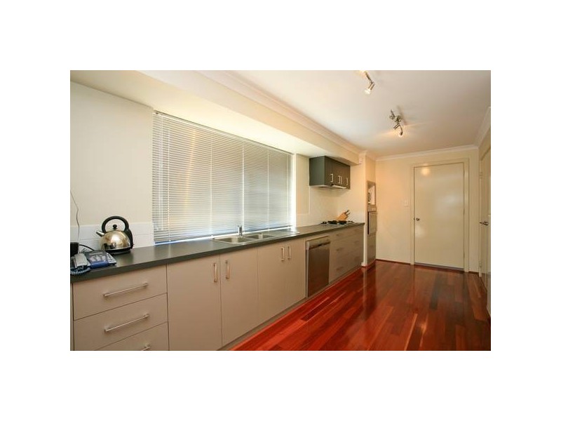 5 Mosman Loop, Success WA 6164