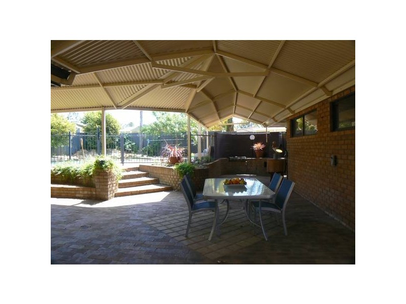 6 Tattler Place, Yangebup WA 6164