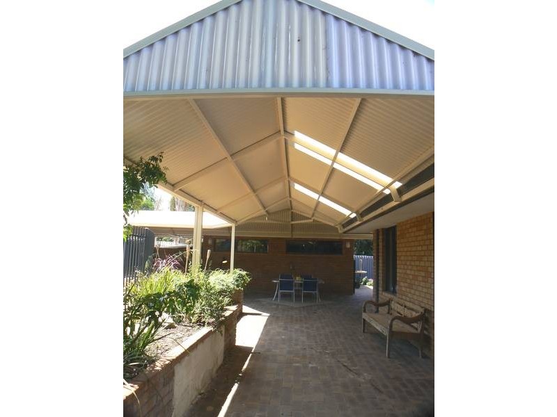 6 Tattler Place, Yangebup WA 6164