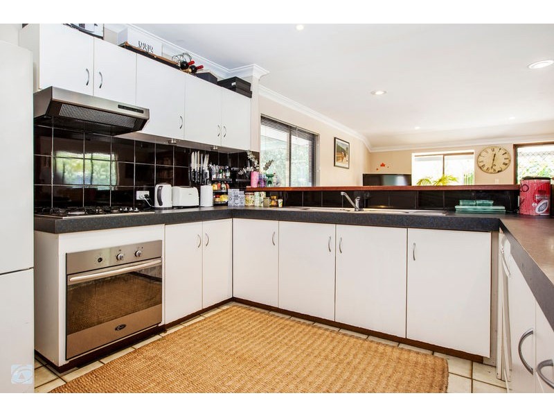 10 Plumridge Way, South Lake WA 6164