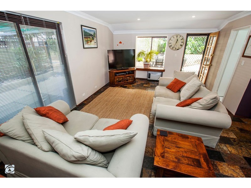 10 Plumridge Way, South Lake WA 6164