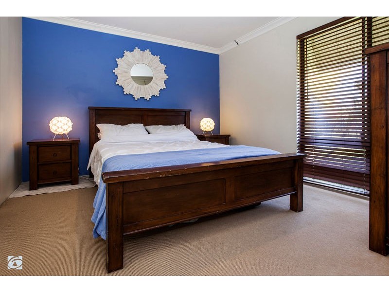 10 Plumridge Way, South Lake WA 6164