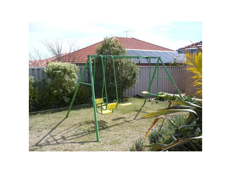 32 Waylen Square, Beeliar WA 6164