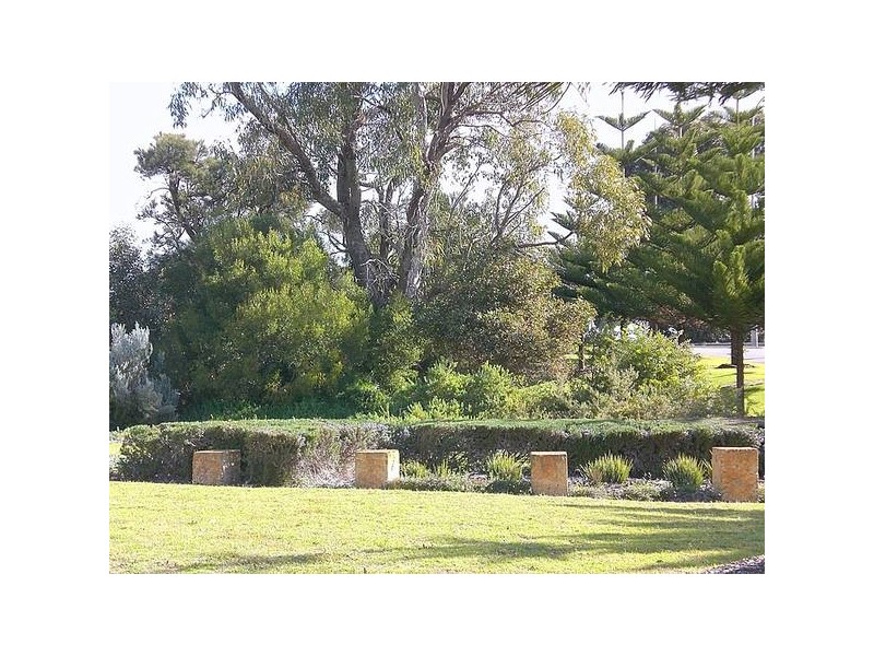 1 Counsel Road, Coolbellup WA 6163
