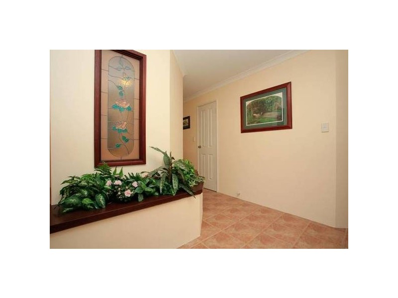 12 St Claire Gardens, Atwell WA 6164