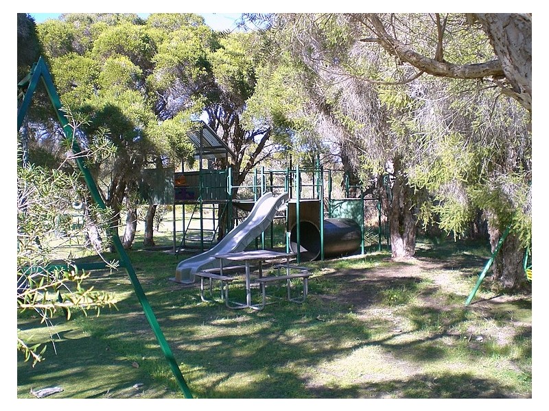 29 Brooks Place, Wandi WA 6167