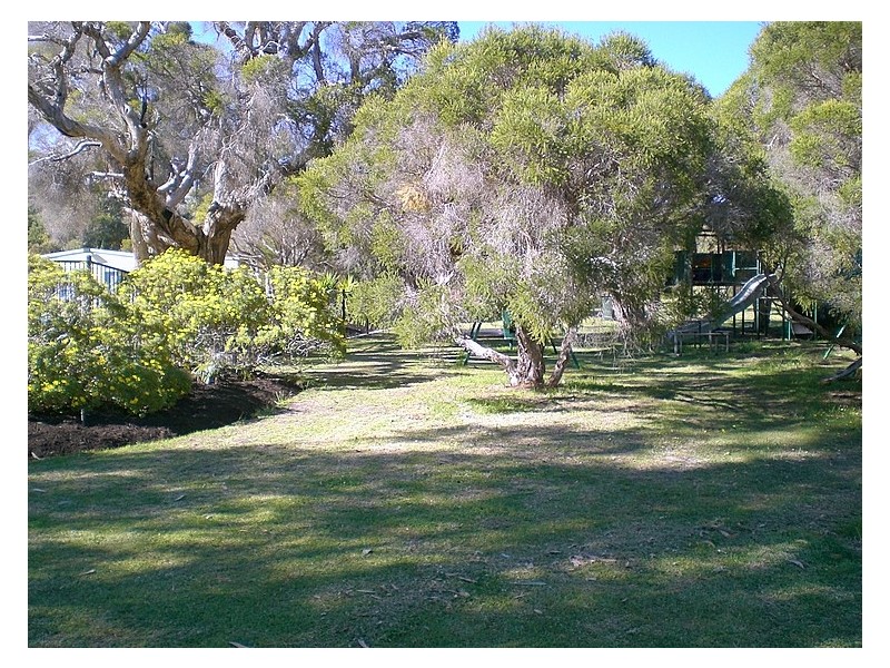 29 Brooks Place, Wandi WA 6167