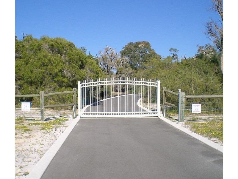 29 Brooks Place, Wandi WA 6167