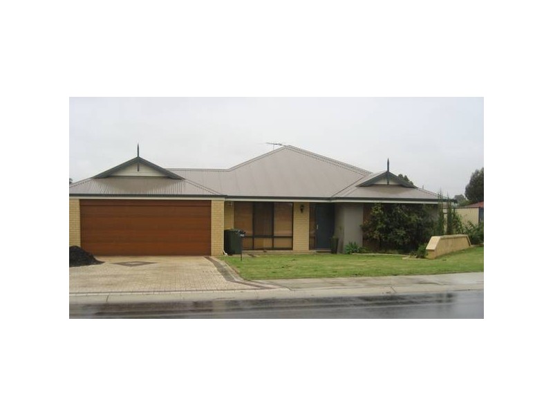 29 Thomas Road, South Lake WA 6164