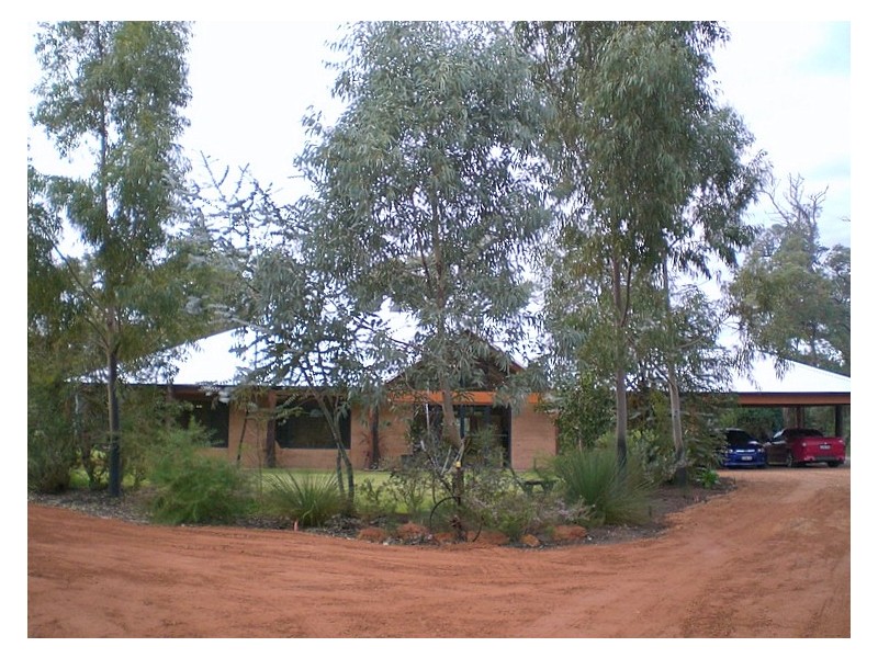 140 OLD DAIRY COURT, Oakford WA 6121