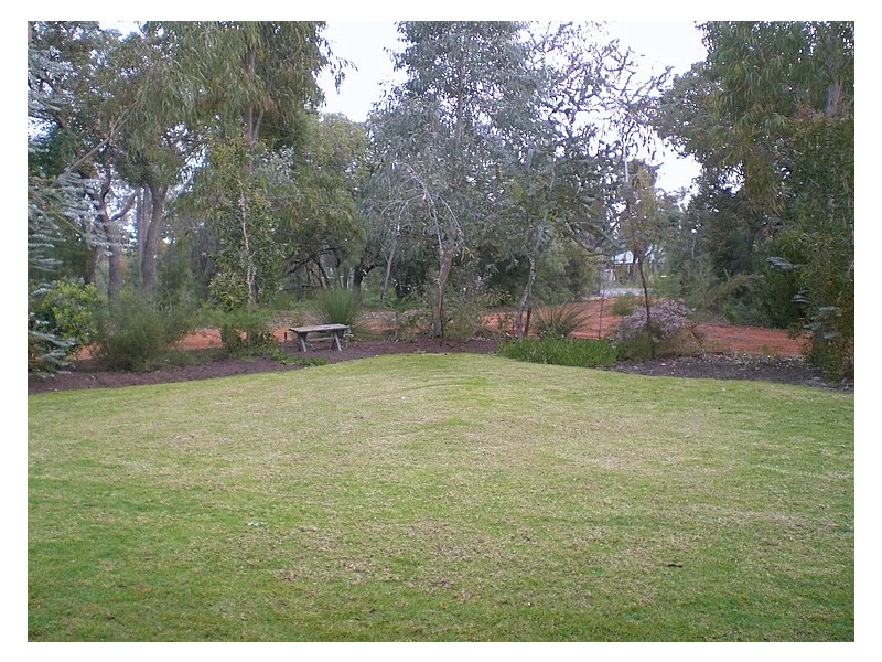 140 OLD DAIRY COURT, Oakford WA 6121