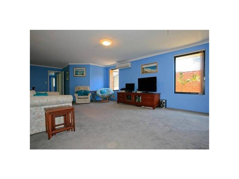 7/18 Serenity Parkway, Hammond Park WA 6164