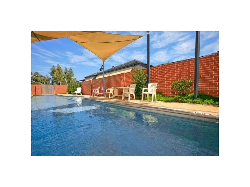 7/18 Serenity Parkway, Hammond Park WA 6164