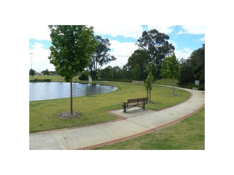 11 Friarbird Terrace, Beeliar WA 6164