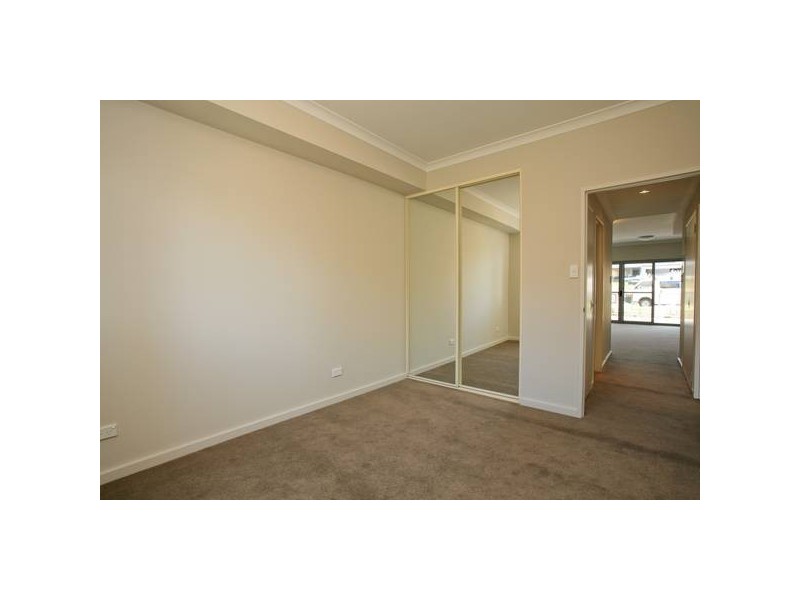 14/105 Wentworth Parade, Success WA 6164