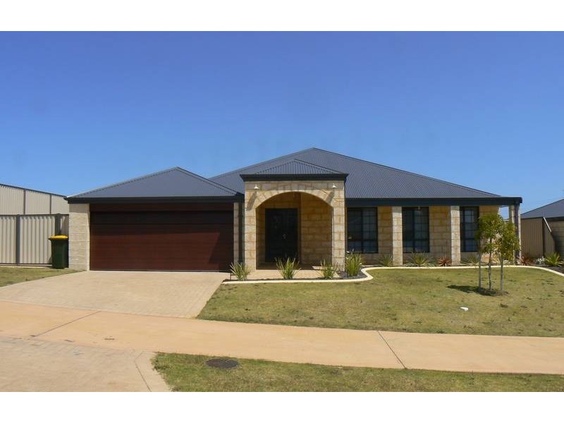 7 Aristata Parade, Aubin Grove WA 6164