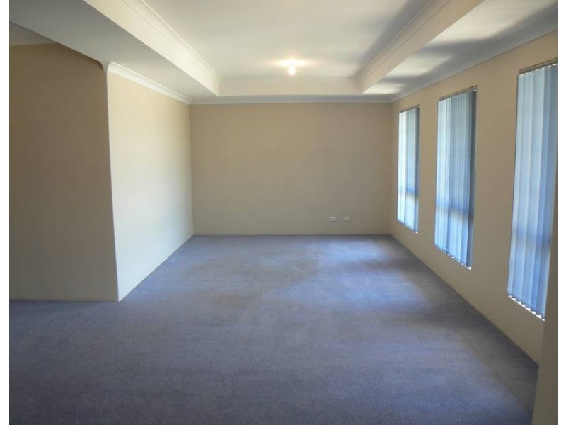 7 Aristata Parade, Aubin Grove WA 6164