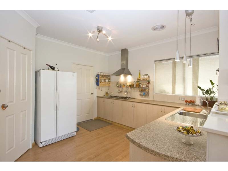 27 Bluebush Avenue, Beeliar WA 6164